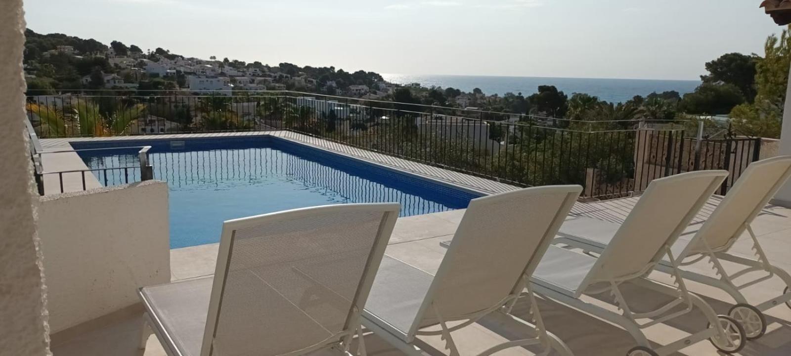 Meerblick Villa Mit Terrasse, Pool Und Kostenlosen Wlan Neu Renoviert Benissa Esterno foto